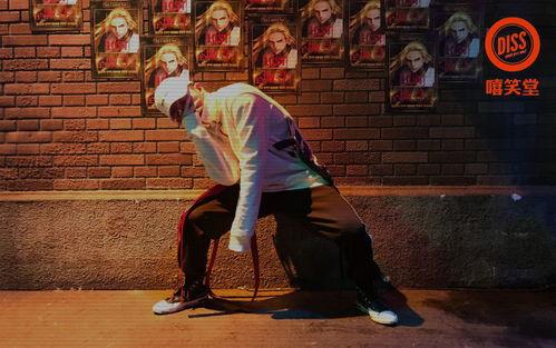 pgone家里背景,从平凡家庭到娱乐圈璀璨星途