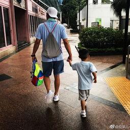 父亲和儿子图片,温馨瞬间定格永恒